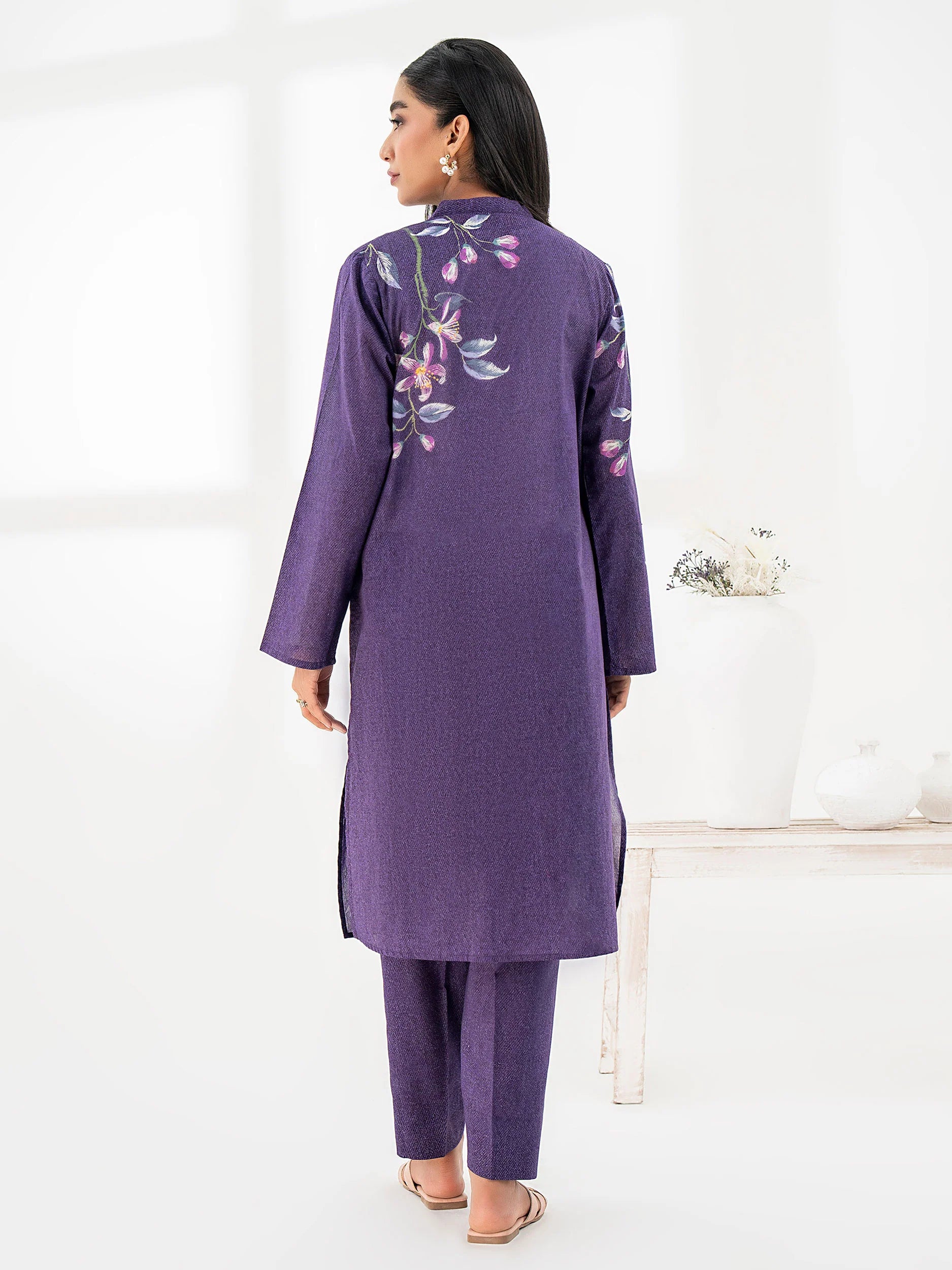 2 Piece Lawn Suit-Printed (Pret) 2 Piece Lawn Suit-Printed (Pret)