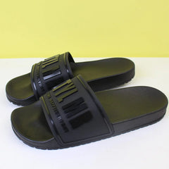 Attractive Black Themed Flat Slides