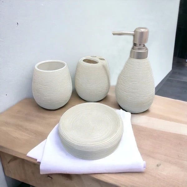 European Circled Textured White Bath Set (4 Pcs) European Circled Textured White Bath Set (4 Pcs)