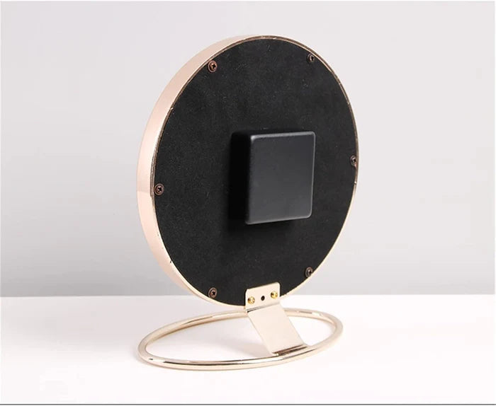 Nordic Desk Clock Nordic Desk Clock