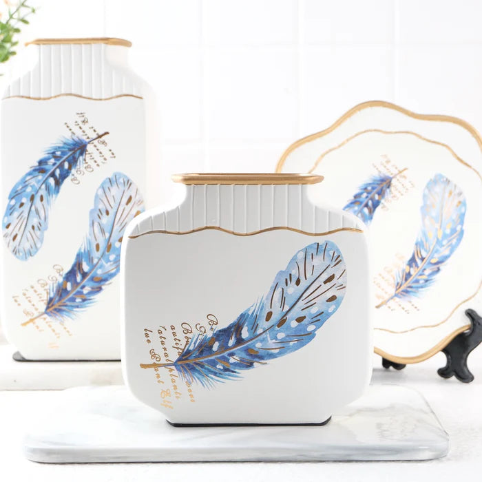 Modern Vase With Feather Texture Modern Vase With Feather Texture