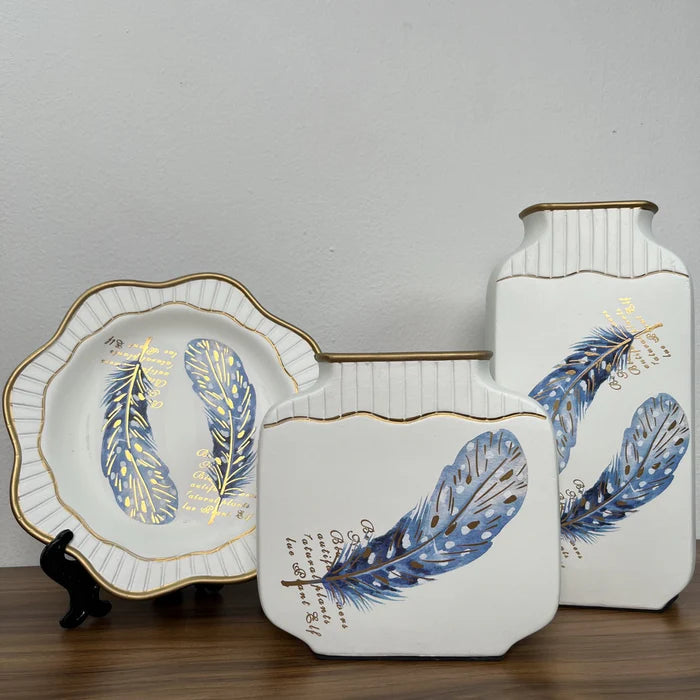 Modern Vase With Feather Texture Modern Vase With Feather Texture