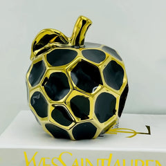Elegant Apple Table Decor