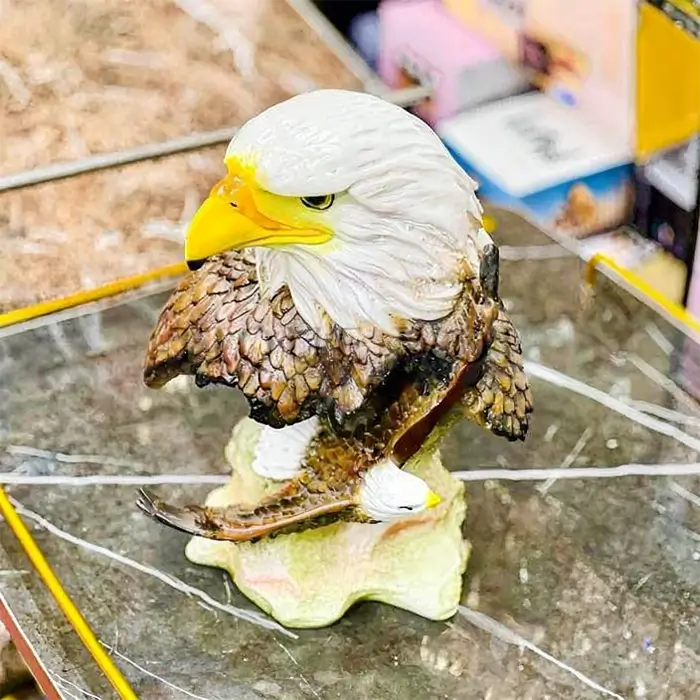 Bald Eagle Statue Sculpture