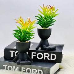 Chilling On Wall Pot Planter