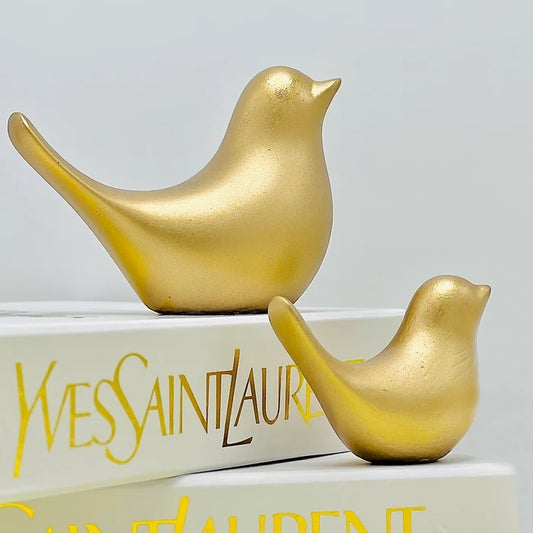 Jane & Joe Sparrows Sculpture (Golden)