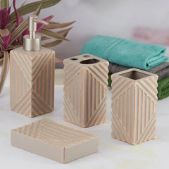 Line Textured Bath Set (4 Pcs)