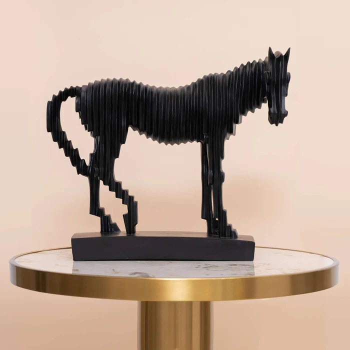 Modern Resin Horse Sculpture/Ornament