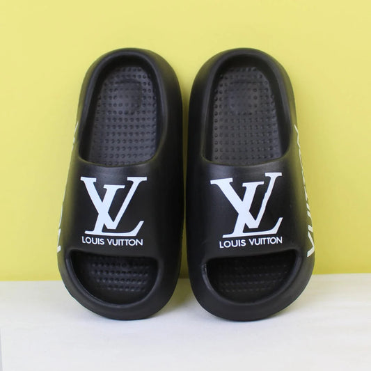 Attractive Black Themed Flat Slides