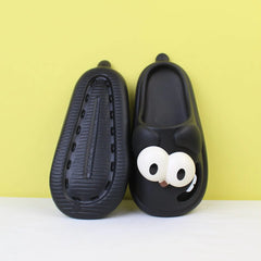 Attractive Black Themed Flat Slides