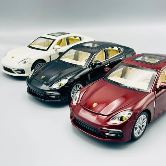 1:24 Diecast Porsche Panamera