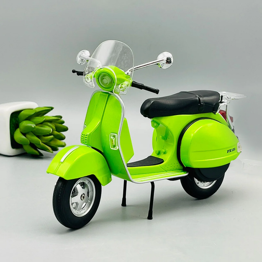 1:10 Premium Diecast Vespa Model