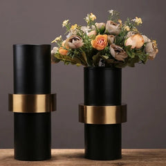 Europese Modern Eenvoudige Black Metal Flower Vase Decor (1 Pc)