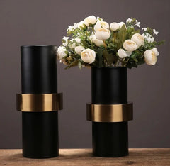 Europese Modern Eenvoudige Black Metal Flower Vase Decor (1 Pc)