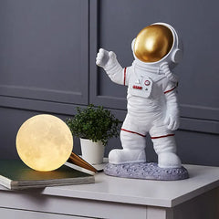 Astronaut Children's Room Decor Table Lamp