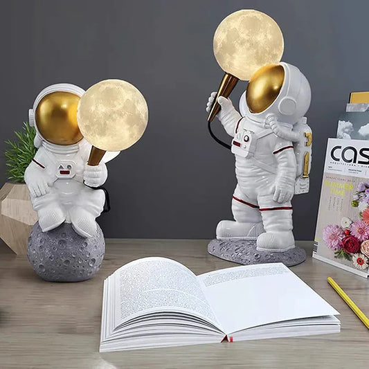 Astronaut Children's Room Decor Table Lamp