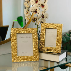 Resin Luxurious Gold Photo Frame (2 Pcs)